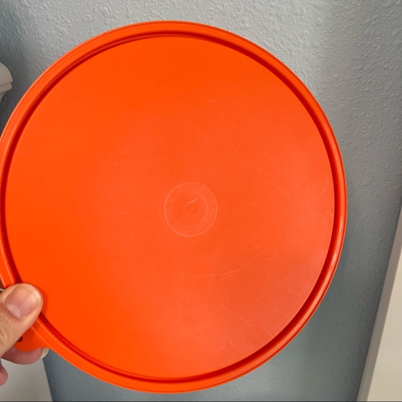 Tupperware X Large Canister Storage Contajner 8 1/2”H - Picture 10 of 10